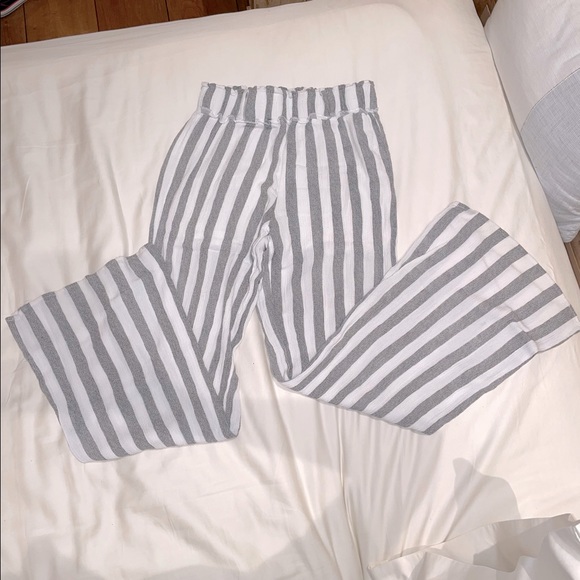 Long Striped Flowy Pants Gray and White - Picture 1 of 3